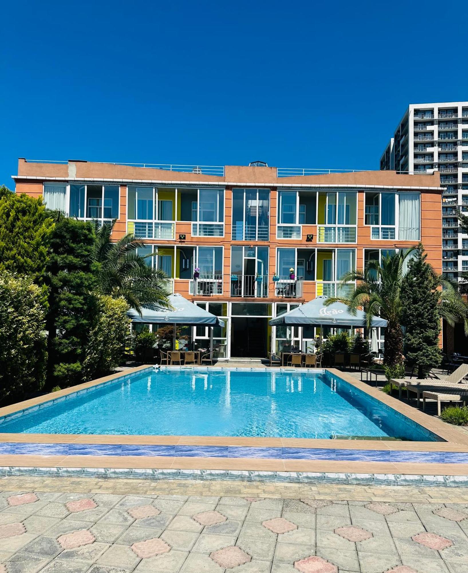 Hotel Buta Batumi Eksteriør billede