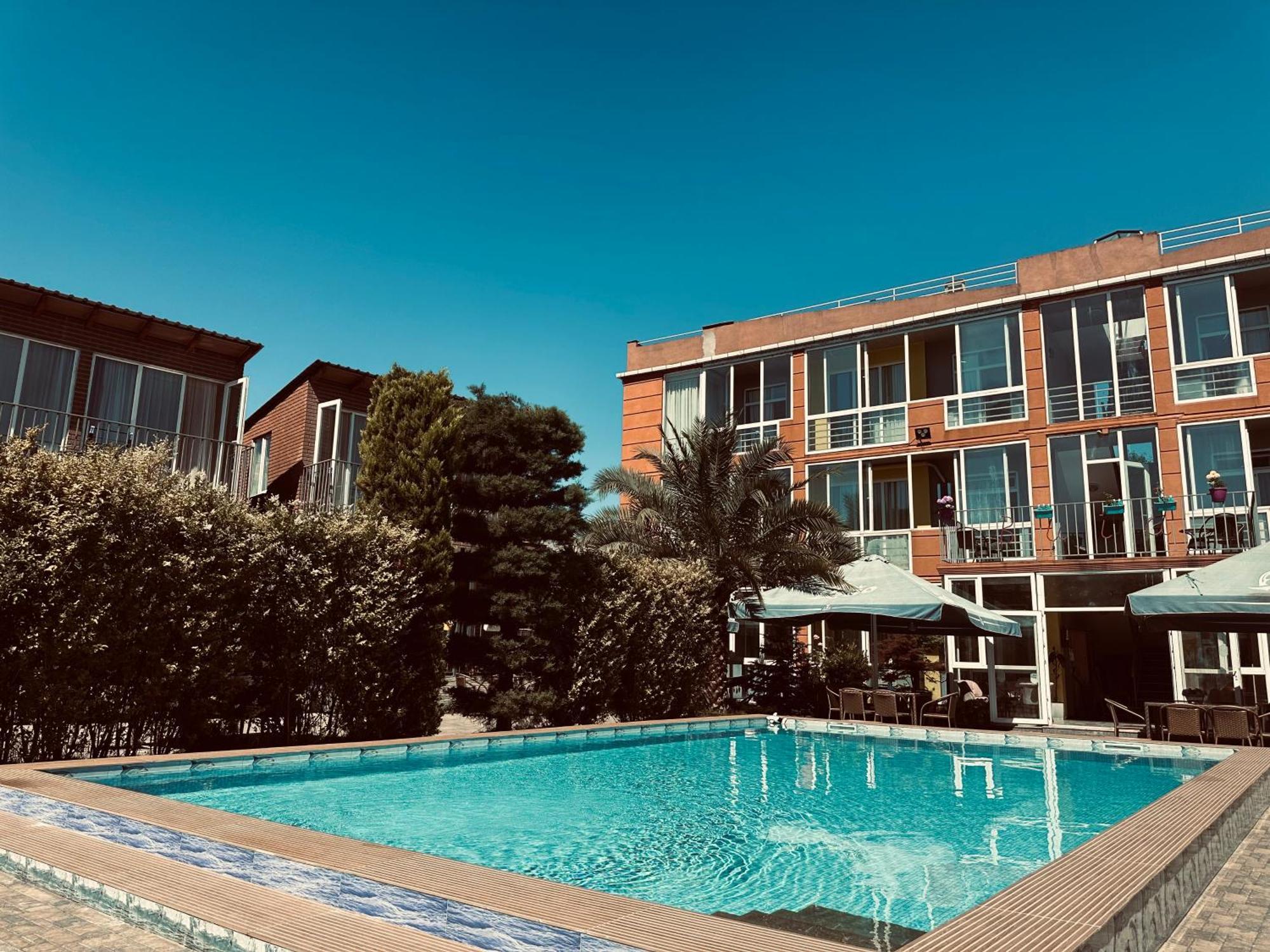Hotel Buta Batumi Eksteriør billede