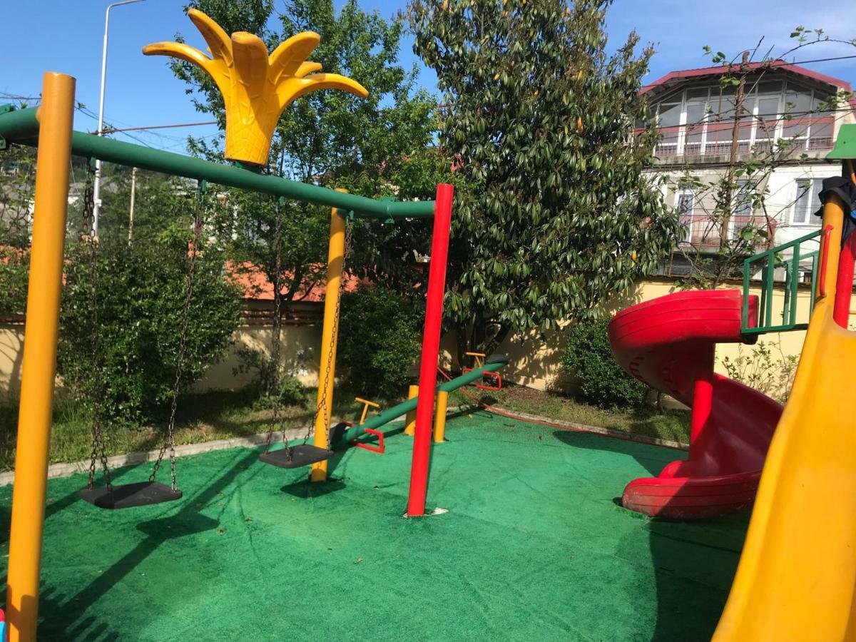 Hotel Buta Batumi Eksteriør billede